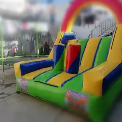 Renta de inflables Jumping Kids sucursal bosques de San Sebastián