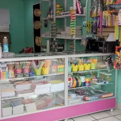 Papelería y mercería Lenixa
