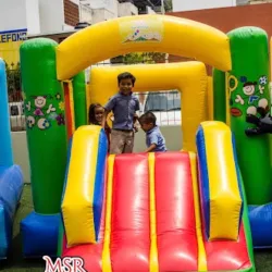 Brincolines e inflables - MSR Fun and Toys
