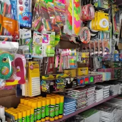 Papeleri y Artículos de Oficina, Arith