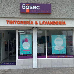 Tintorería y Lavandería 5asec Plaza Zeus