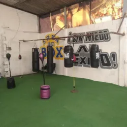 Escuela de lucha libre “club wrestling Chimalhuacán”