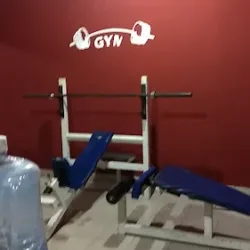 HEAVY WEIGHT GYM