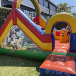 RENTA DE BRINCOLINES MOBILIARIO Y EQUIPO PARA FIESTAS DIVERSIONES HAPPY KIDS DE LUCAS