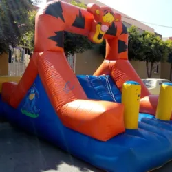 ALQUILADORA PEQUES PLACE