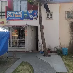 Papelería, mercería, juguetes,"3 García"