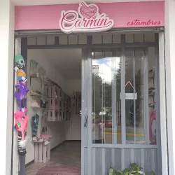 Carmín