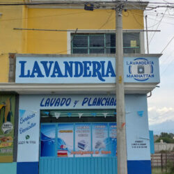 LAVANDERIA MANHATTAN