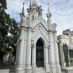 Panteón Francés