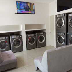 Wash and Go Lavanderia de Autoservicio