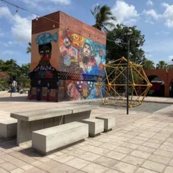 Parque Heliodoro Charis Castro