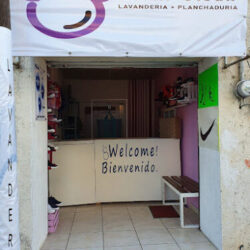 Maxi-Clean Lavanderia y Planchaduria