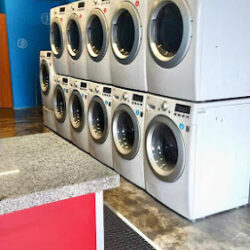 Lavanderia Tintoreria Do it Clean Naciones Unidas