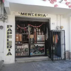 Papelería y mercería la Pequeña