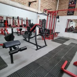 MACHINE FITNESS GYM