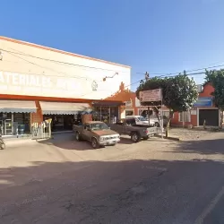 Material para Construcción y Tlapalería Aviña
