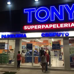 Tony Superpapelerías Merida Interplaza