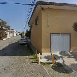 Farmacia, mercería, regalos y más