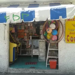 Papelería Mercería "Crayolín"