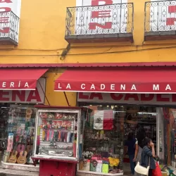 PAPELERIA Y MERCERIA LA CADENA