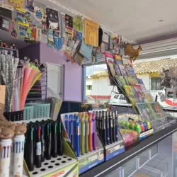 Once papeleria y más....