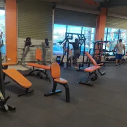 IRON GYM