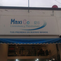 Maxi Colores Lavandería y Planchadoria