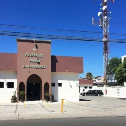 Martínez Querétaro. Jardines de La Esperanza
