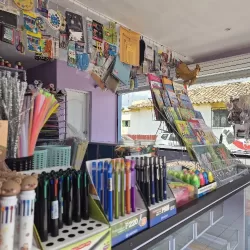 Once papeleria y más....