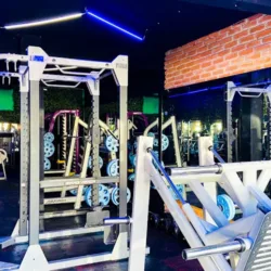 El Gym by Cubic Nezahualcoyotl