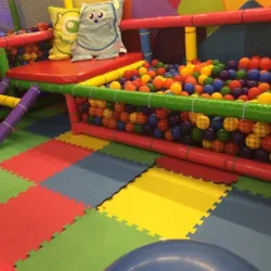 KIDS CLUB