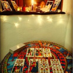 Mari te lee el Tarot