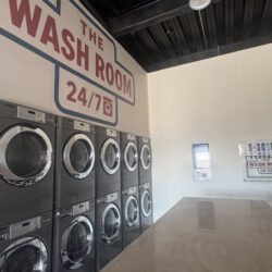 The Wash room 24/7 Lavanderia de autoservicio