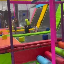 LAND 4 FUN GALERIAS SANTA ANITA