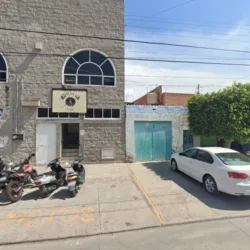 Black Center Ultimate Gym