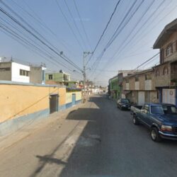 Lavandería y Tintorería Punto Azúl