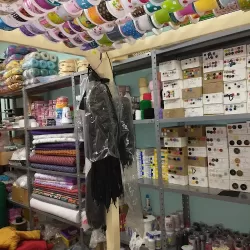 Mercería y manualidades RAFYTHA