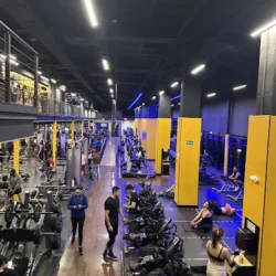 Gimnasio Smart Fit - Distrito Uno