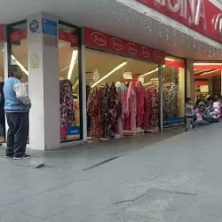 PARISINA AYOTLA PLAZA