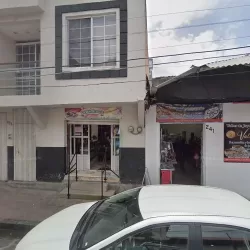 Hilos y estambres las maestras