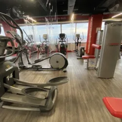 TORRE LATINO GYM - PISO 15 - ¡ENTRENA CON ALTURA!