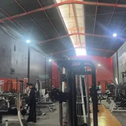 Garage gym