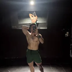 Black Fitness Gym