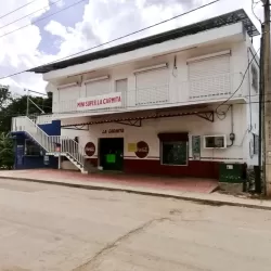 Mini Super La Carmita