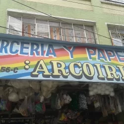 Mercería Y Papelería "Arcoiris"