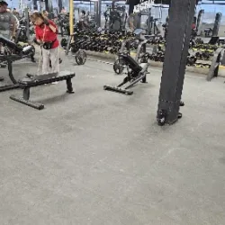 Gimnasio Studio Fitness - Plaza Cima