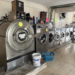 Lavamatic Laundromat