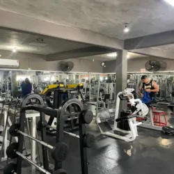 IRON GYM - Carranza