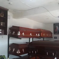 SERVICIOS FUNERARIOS DE BAJO COSTO (SÉRÉNITÉ)