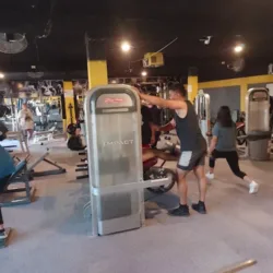 La Roca Fitness Gym